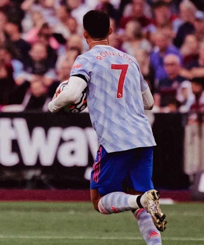 窗口期体能课后，巴塞罗那远射贴柱备战法甲，态度坚定，球探报告显示潜力的简单介绍